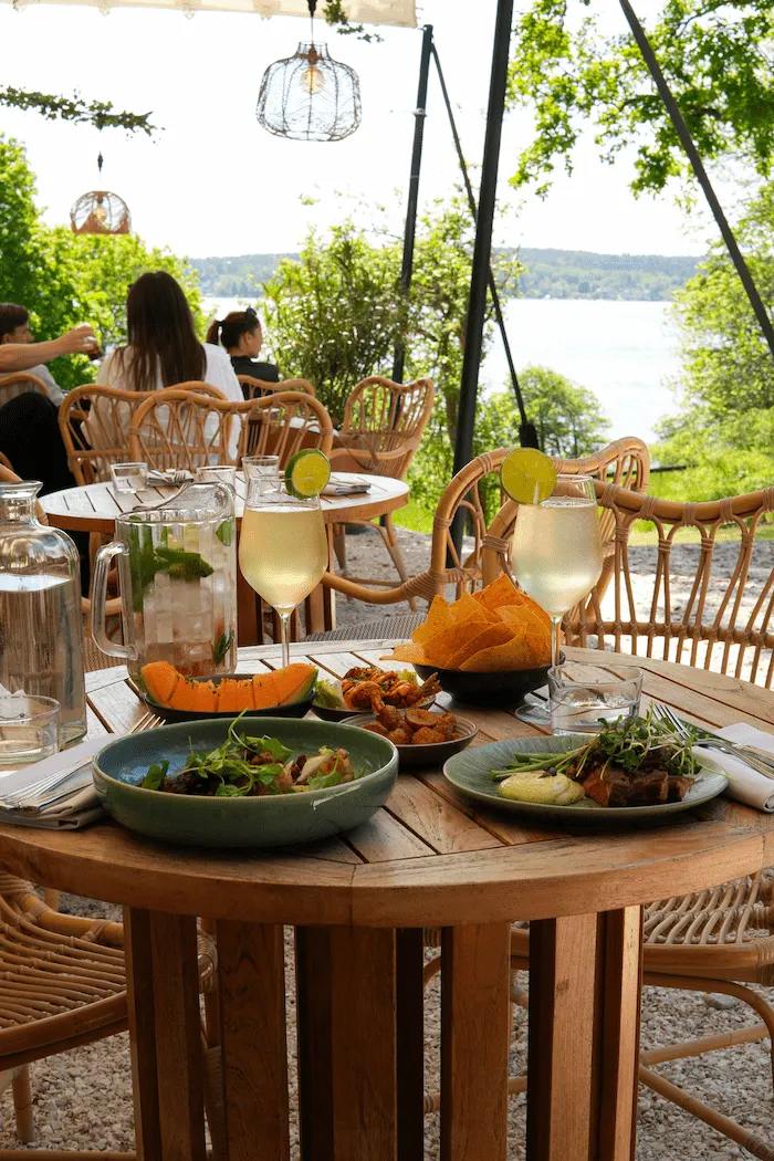 Lunch, cocktails and outdoor dining at Ellery Beach House Lunch and cocktails by the water at Ellery Beach House near Stockholm