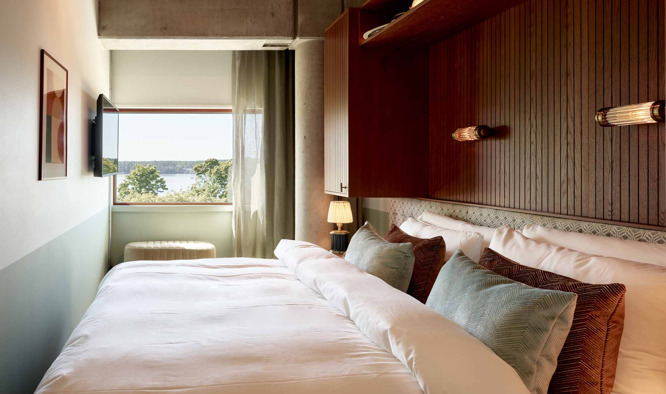 Petite Mini Double Ocean at Ellery Petite Mini Double Ocean room with sea views at Ellery Beach House on Lidingö near Stockholm